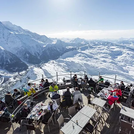 Les Trois Balcons - Year * Chamonix