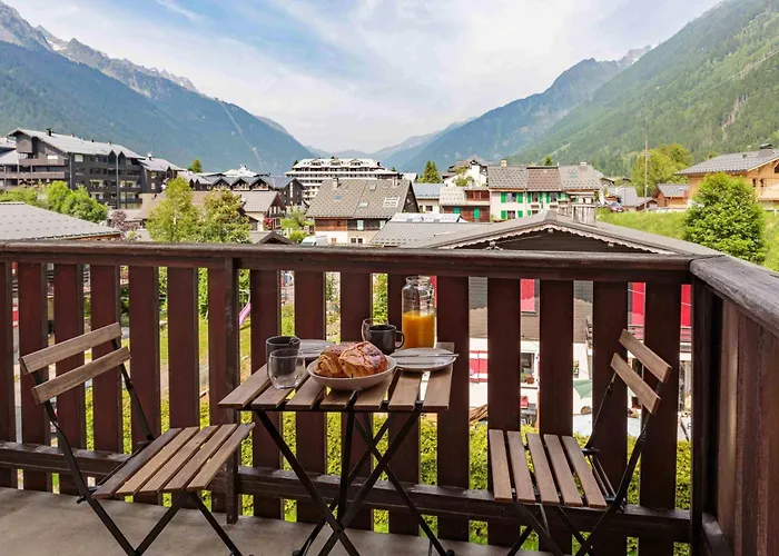 Les Trois Balcons - Year * Chamonix